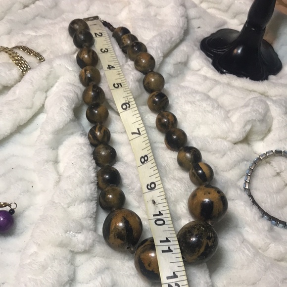 Vintage Chunky Boho Graduated Wooden Beads Necklace. - Picture 6 of 7
